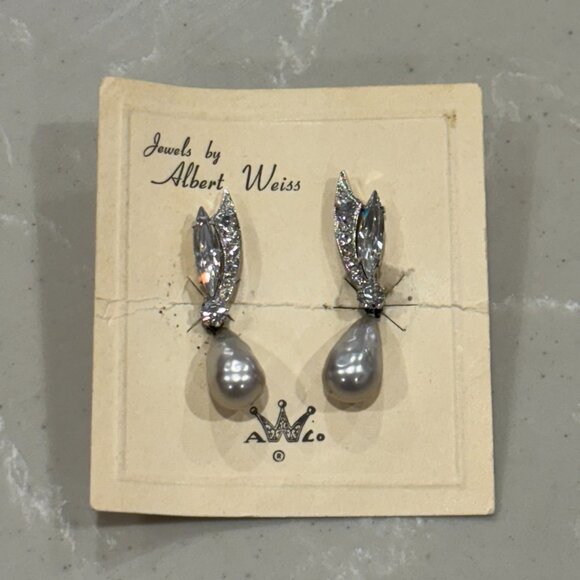 Vintage Albert Weiss Clip On Earrings with Faux Pearls and Rhinestones - Picture 2 of 4